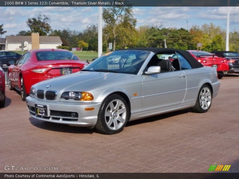Front 3/4 View of 2000 3 Series 323i Convertible