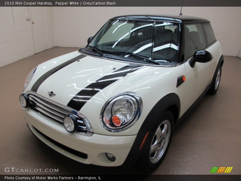 Pepper White / Grey/Carbon Black 2010 Mini Cooper Hardtop