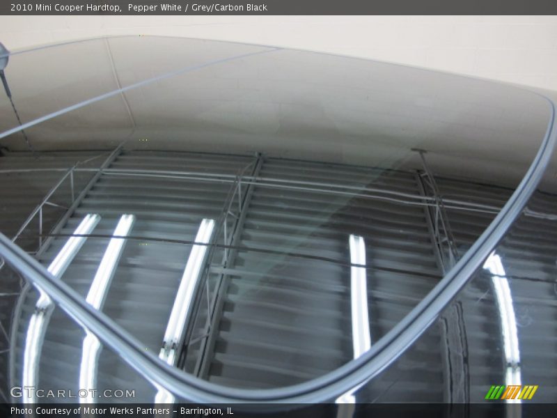 Pepper White / Grey/Carbon Black 2010 Mini Cooper Hardtop