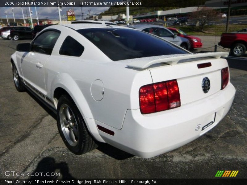 Performance White / Dark Charcoal 2006 Ford Mustang V6 Premium Coupe