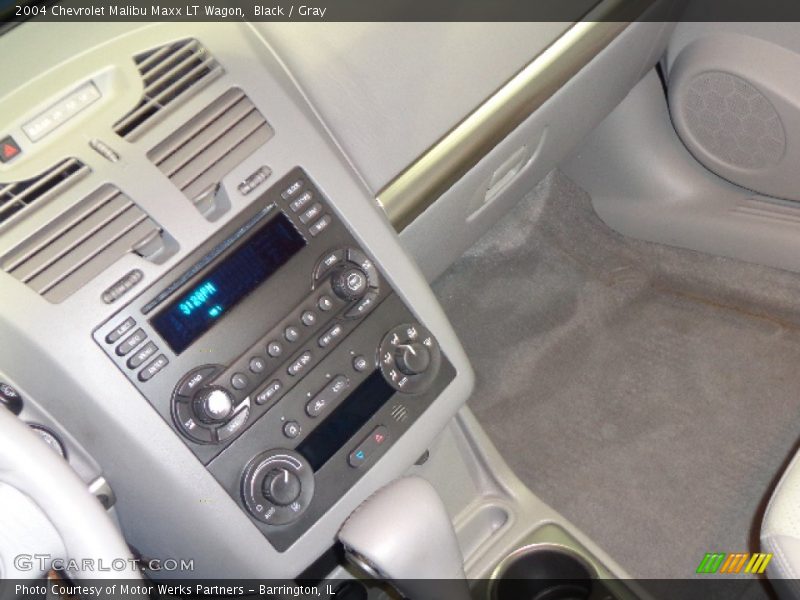 Black / Gray 2004 Chevrolet Malibu Maxx LT Wagon