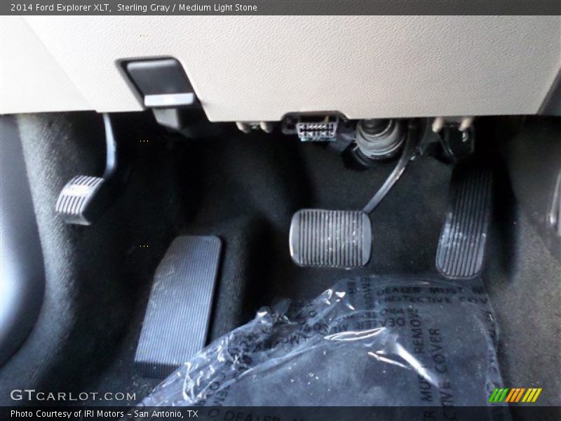 Sterling Gray / Medium Light Stone 2014 Ford Explorer XLT