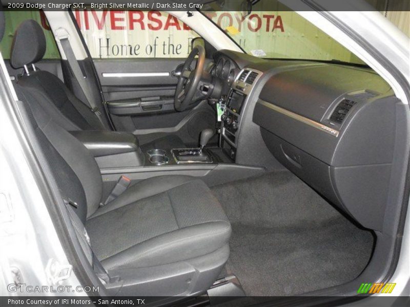 Bright Silver Metallic / Dark Slate Gray 2009 Dodge Charger SXT