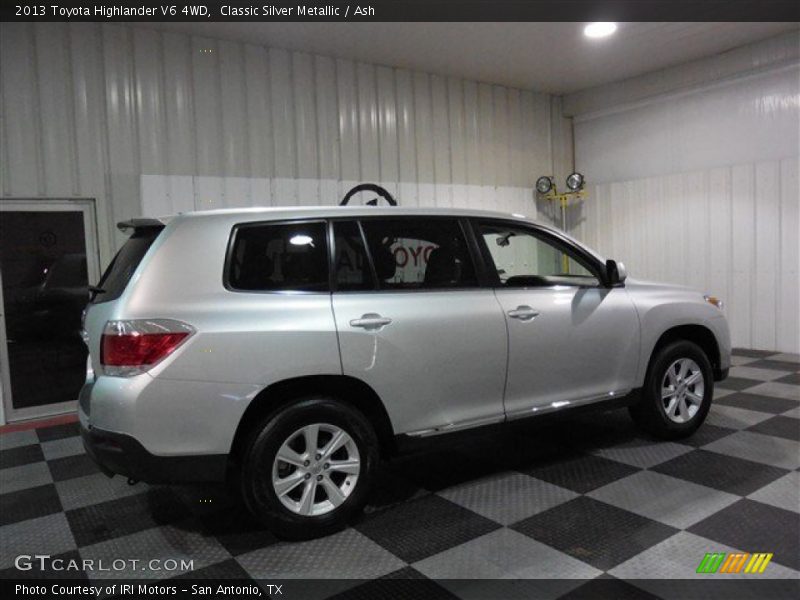 Classic Silver Metallic / Ash 2013 Toyota Highlander V6 4WD