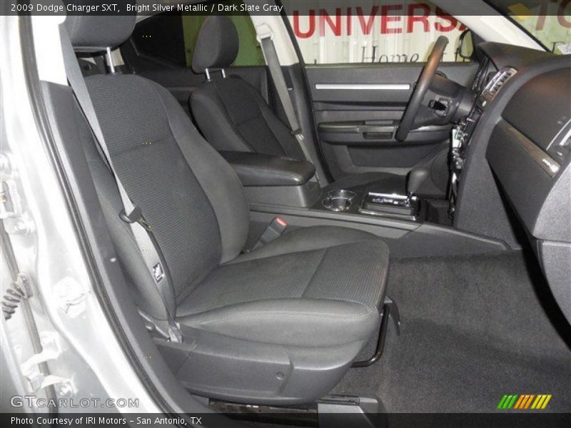 Bright Silver Metallic / Dark Slate Gray 2009 Dodge Charger SXT