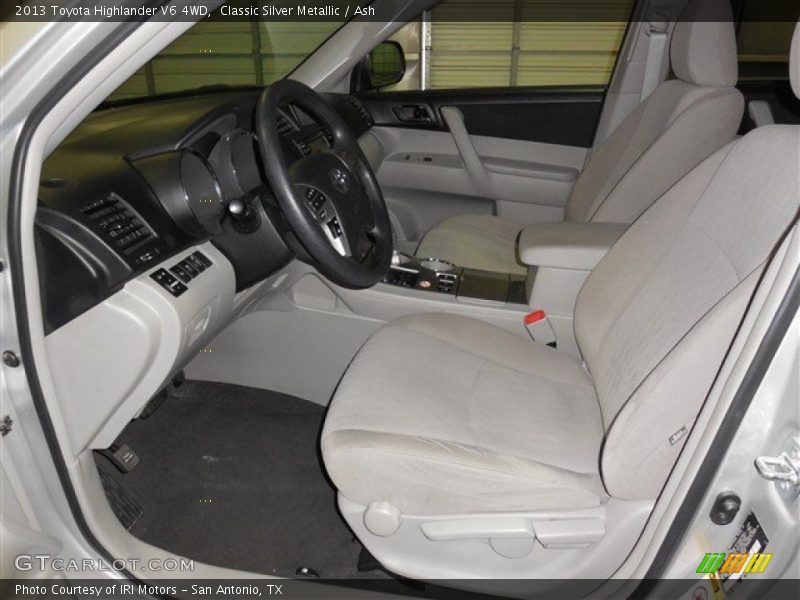 Classic Silver Metallic / Ash 2013 Toyota Highlander V6 4WD