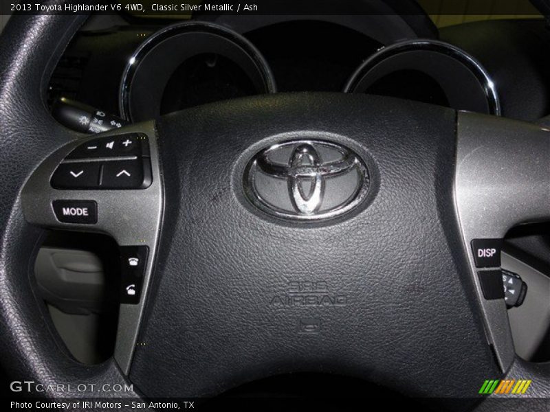 Classic Silver Metallic / Ash 2013 Toyota Highlander V6 4WD