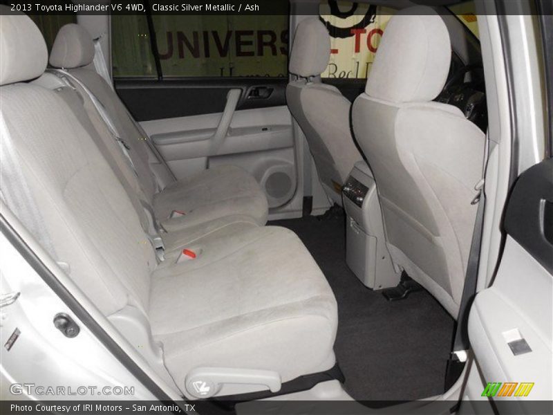 Classic Silver Metallic / Ash 2013 Toyota Highlander V6 4WD