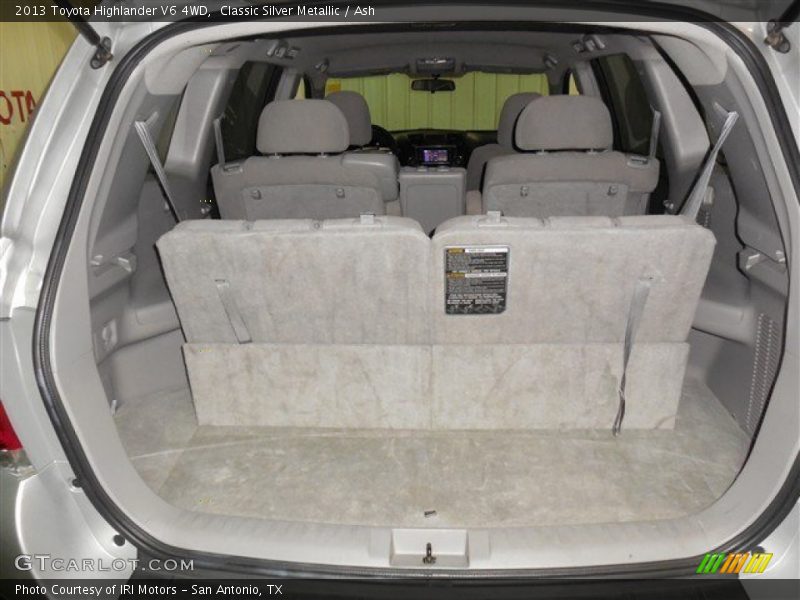 Classic Silver Metallic / Ash 2013 Toyota Highlander V6 4WD