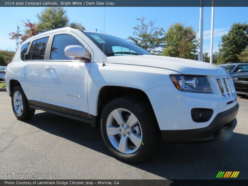 Bright White / Dark Slate Gray 2014 Jeep Compass Latitude