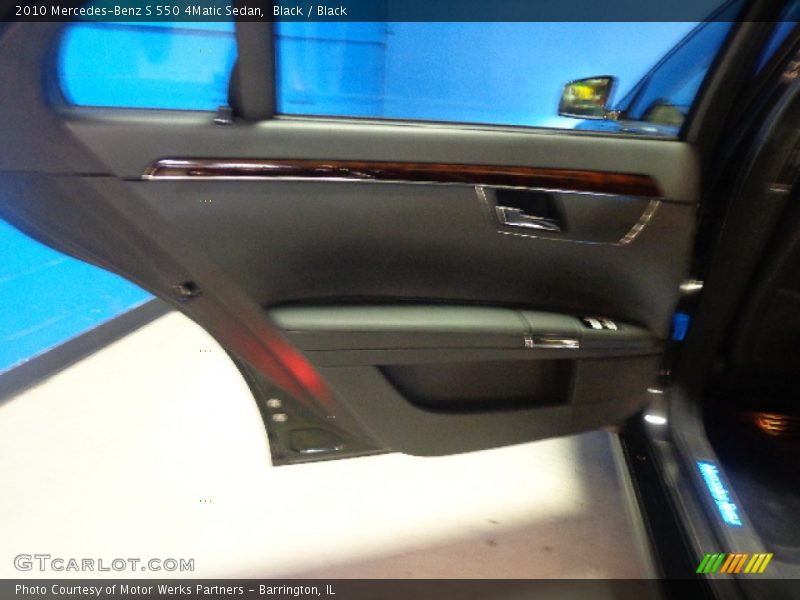 Black / Black 2010 Mercedes-Benz S 550 4Matic Sedan