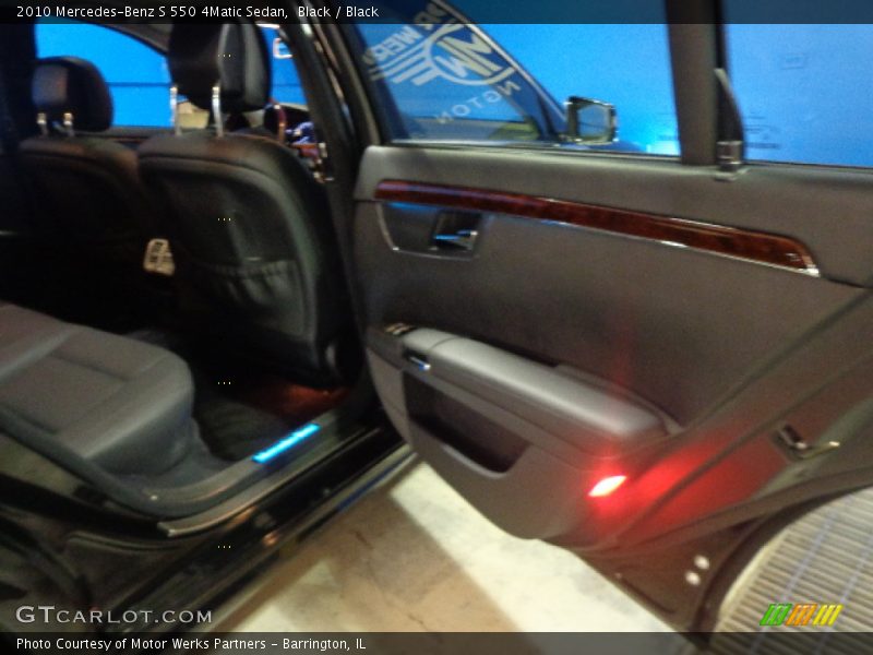 Black / Black 2010 Mercedes-Benz S 550 4Matic Sedan