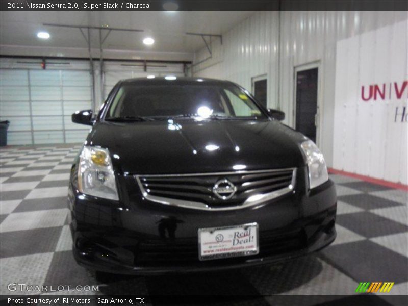Super Black / Charcoal 2011 Nissan Sentra 2.0
