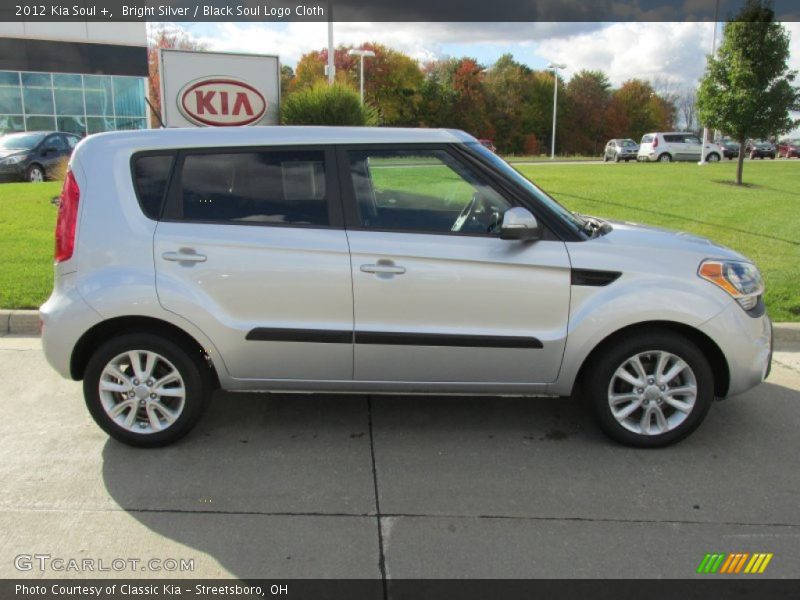 Bright Silver / Black Soul Logo Cloth 2012 Kia Soul +
