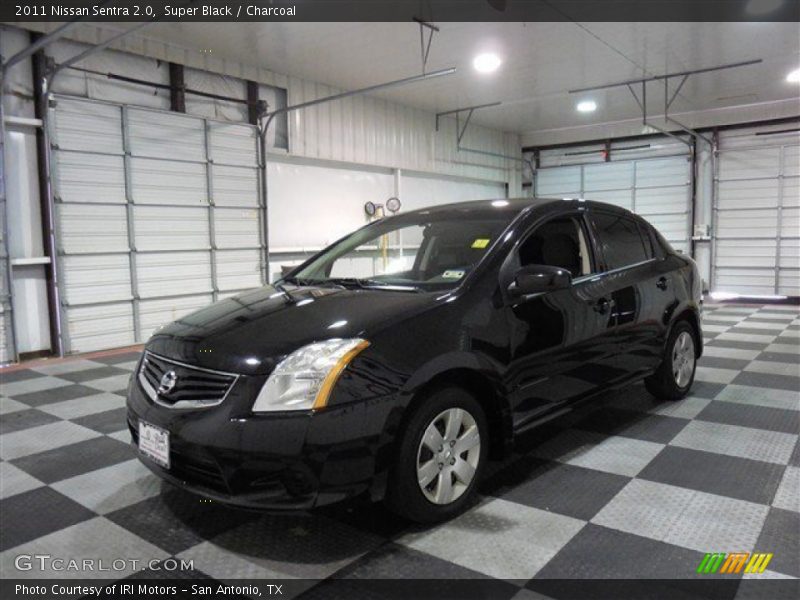 Super Black / Charcoal 2011 Nissan Sentra 2.0
