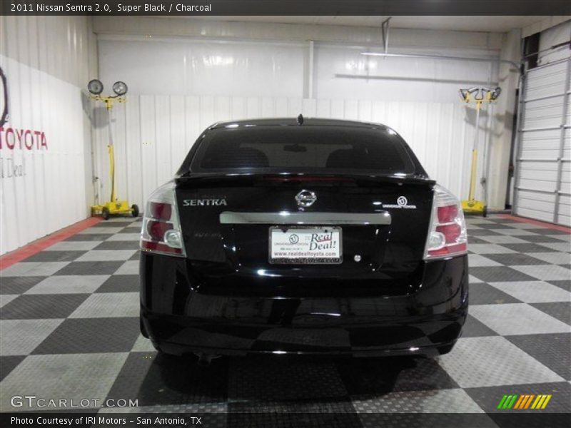 Super Black / Charcoal 2011 Nissan Sentra 2.0