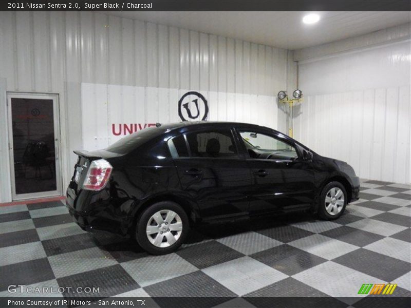 Super Black / Charcoal 2011 Nissan Sentra 2.0