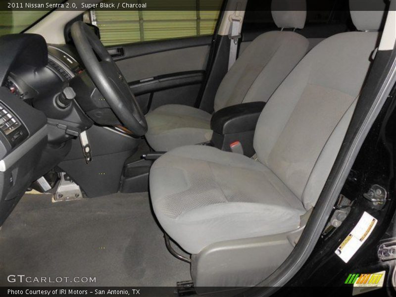 Super Black / Charcoal 2011 Nissan Sentra 2.0