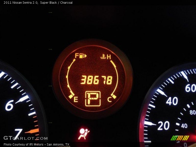 Super Black / Charcoal 2011 Nissan Sentra 2.0