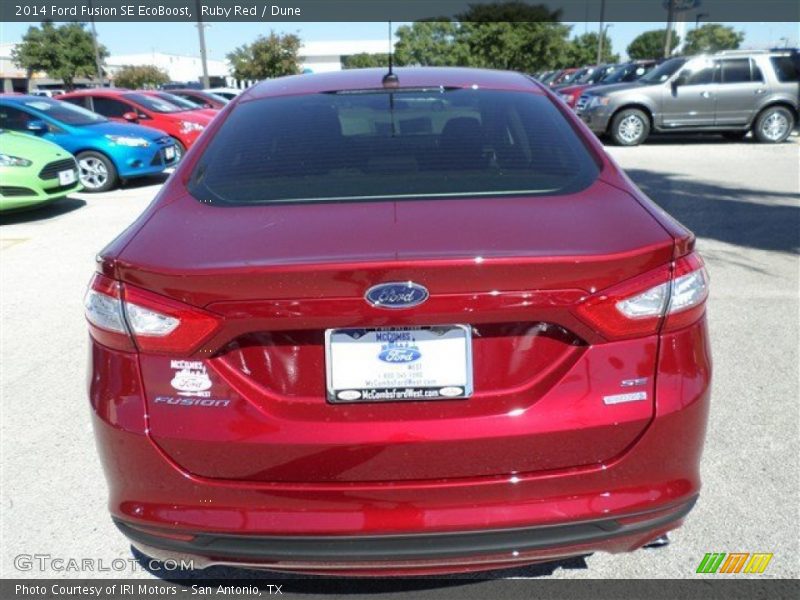 Ruby Red / Dune 2014 Ford Fusion SE EcoBoost