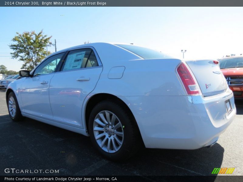 Bright White / Black/Light Frost Beige 2014 Chrysler 300