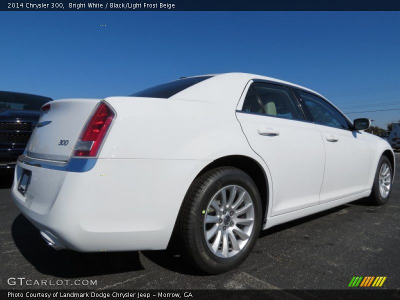  2014 300  Bright White