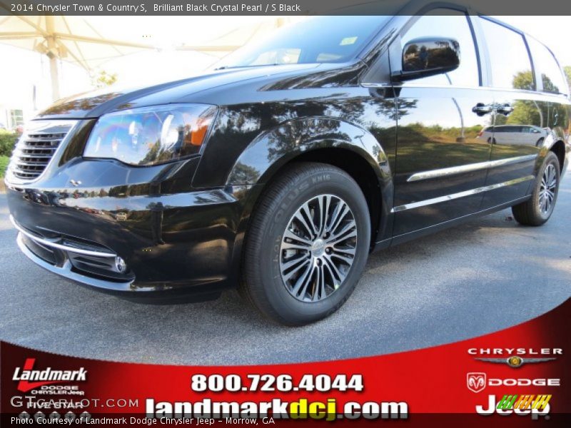Brilliant Black Crystal Pearl / S Black 2014 Chrysler Town & Country S