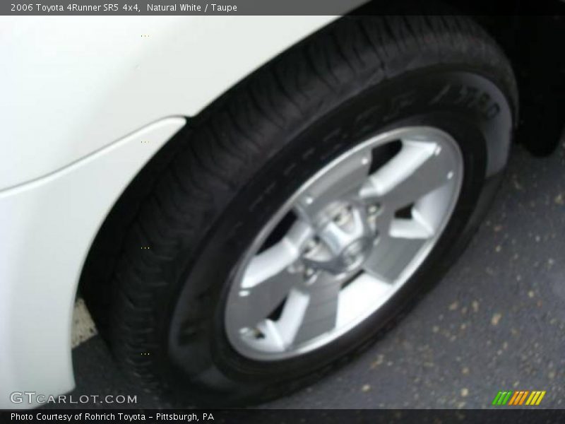 Natural White / Taupe 2006 Toyota 4Runner SR5 4x4