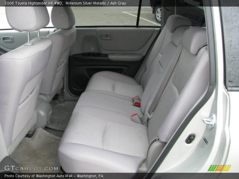 Millenium Silver Metallic / Ash Gray 2006 Toyota Highlander V6 4WD