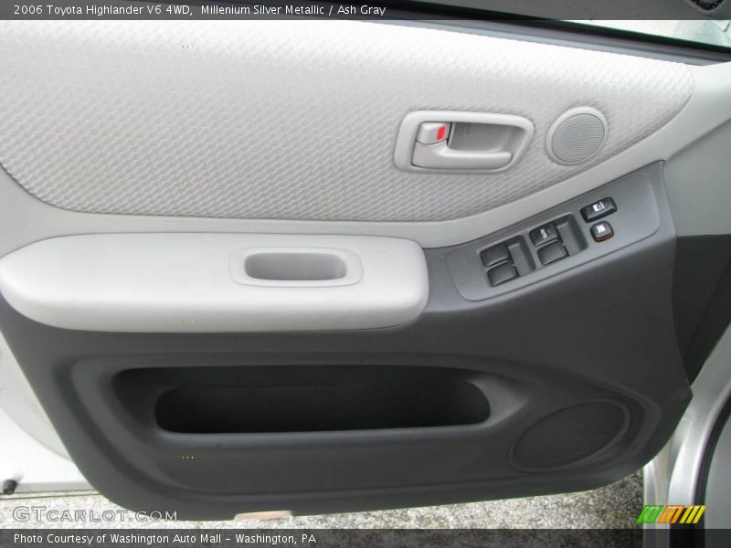 Millenium Silver Metallic / Ash Gray 2006 Toyota Highlander V6 4WD