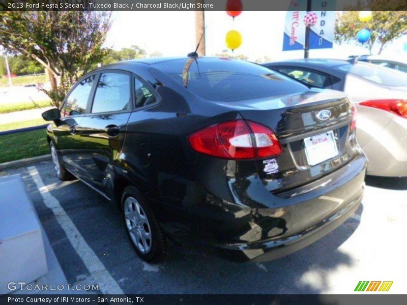 Tuxedo Black / Charcoal Black/Light Stone 2013 Ford Fiesta S Sedan
