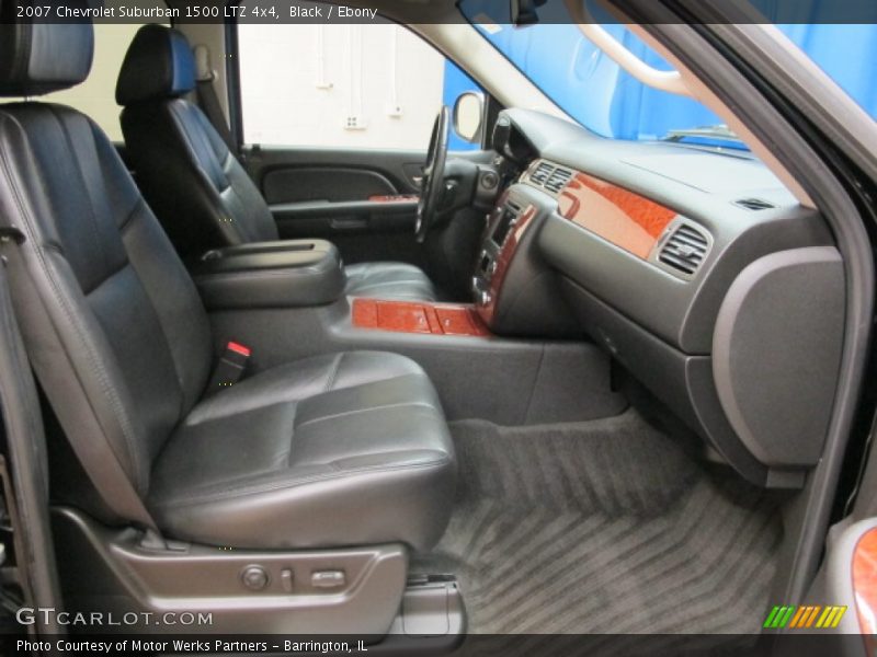 Black / Ebony 2007 Chevrolet Suburban 1500 LTZ 4x4