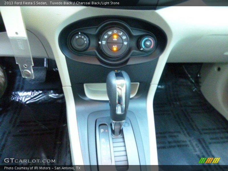 Tuxedo Black / Charcoal Black/Light Stone 2013 Ford Fiesta S Sedan