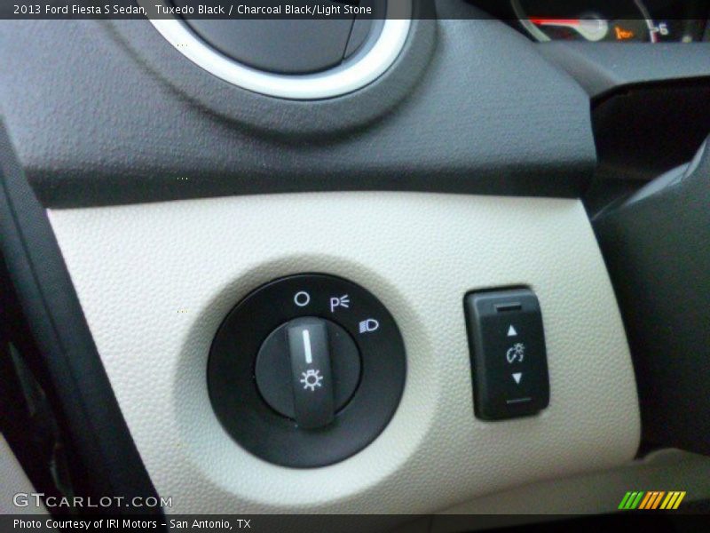 Tuxedo Black / Charcoal Black/Light Stone 2013 Ford Fiesta S Sedan