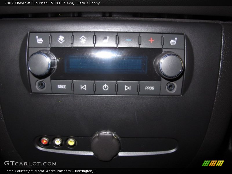 Black / Ebony 2007 Chevrolet Suburban 1500 LTZ 4x4