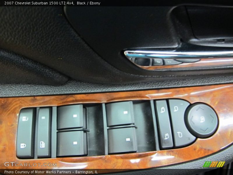 Black / Ebony 2007 Chevrolet Suburban 1500 LTZ 4x4