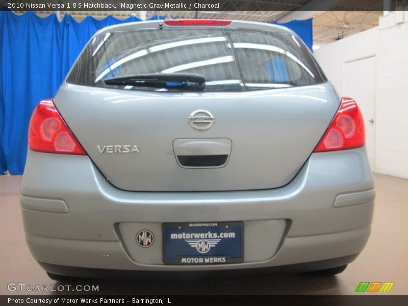 Magnetic Gray Metallic / Charcoal 2010 Nissan Versa 1.8 S Hatchback