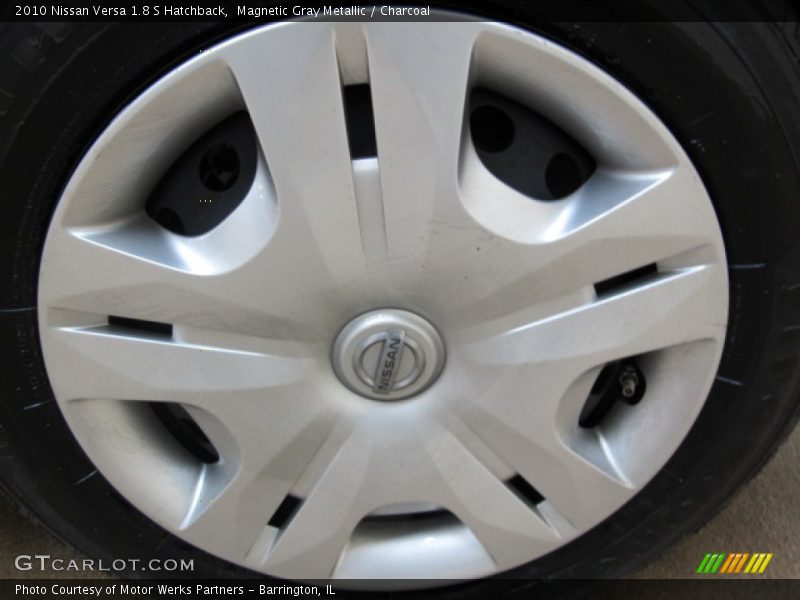 Magnetic Gray Metallic / Charcoal 2010 Nissan Versa 1.8 S Hatchback