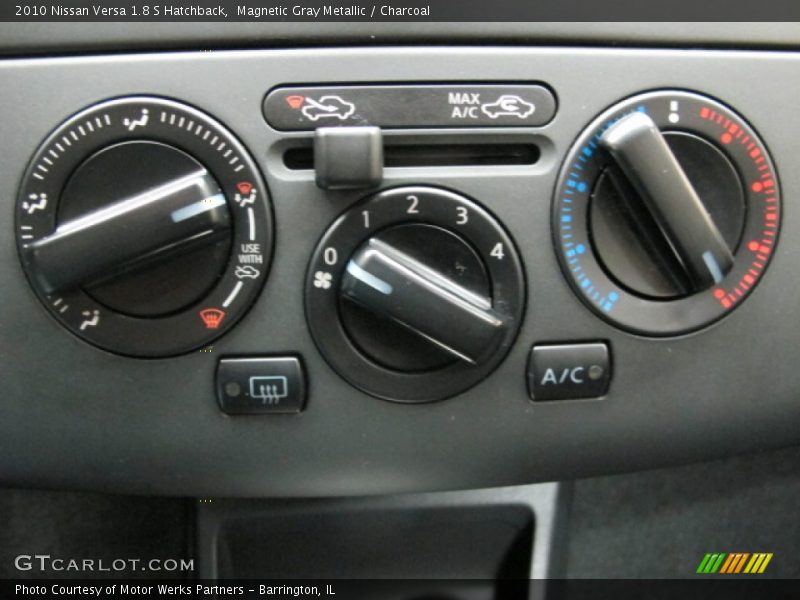 Magnetic Gray Metallic / Charcoal 2010 Nissan Versa 1.8 S Hatchback