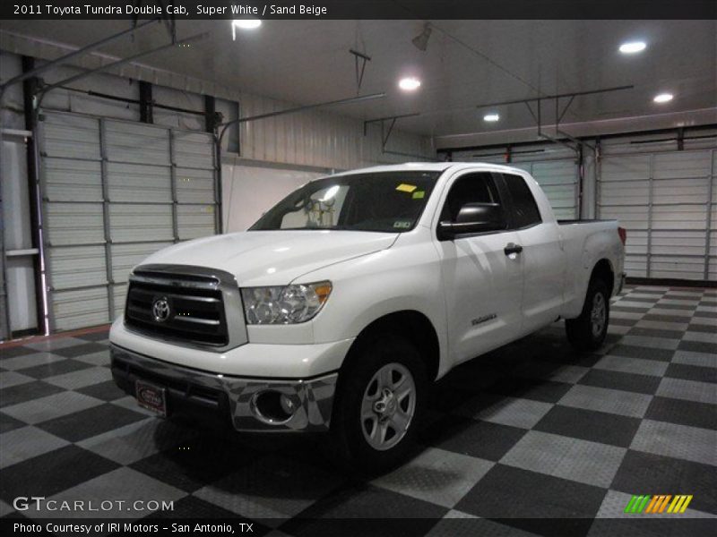 Super White / Sand Beige 2011 Toyota Tundra Double Cab