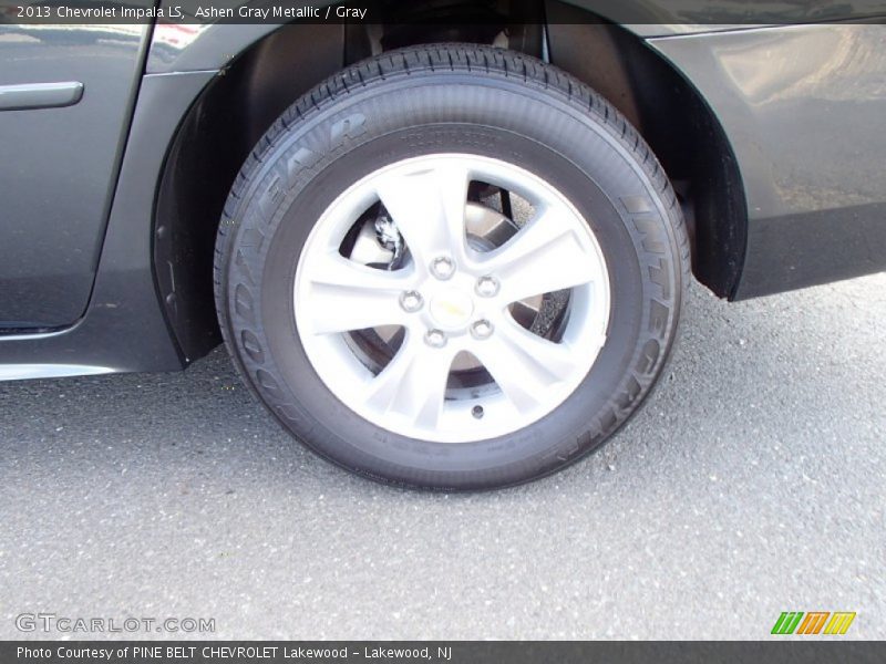 Ashen Gray Metallic / Gray 2013 Chevrolet Impala LS