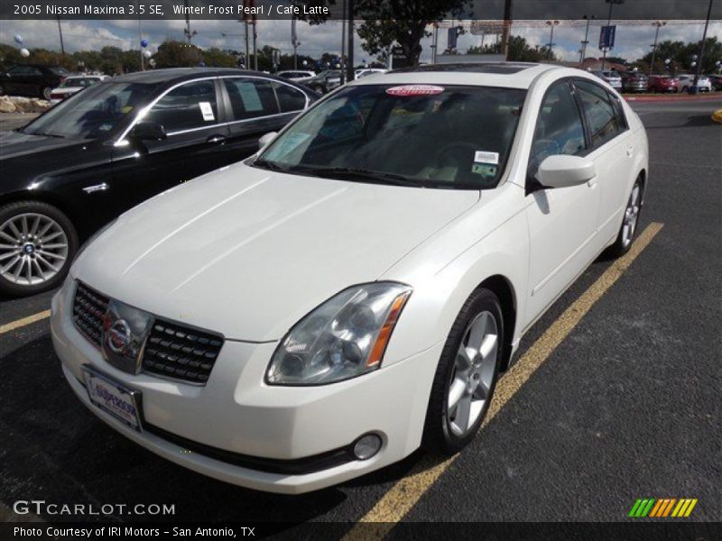 Winter Frost Pearl / Cafe Latte 2005 Nissan Maxima 3.5 SE