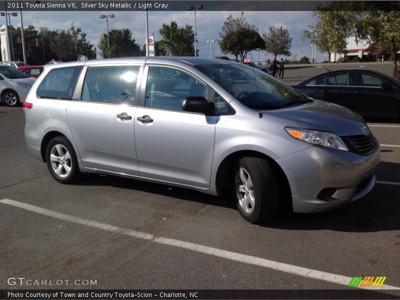 Silver Sky Metallic / Light Gray 2011 Toyota Sienna V6