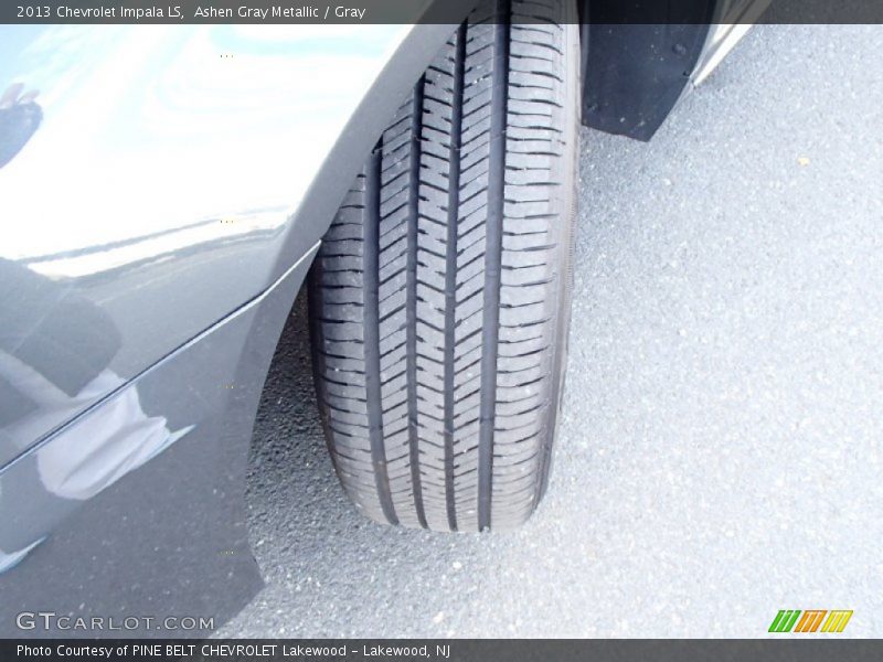 Ashen Gray Metallic / Gray 2013 Chevrolet Impala LS