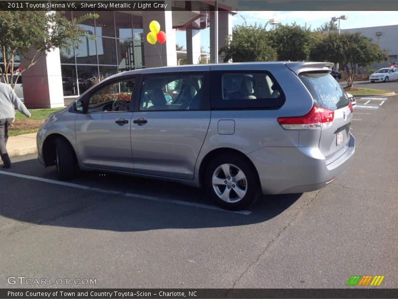 Silver Sky Metallic / Light Gray 2011 Toyota Sienna V6