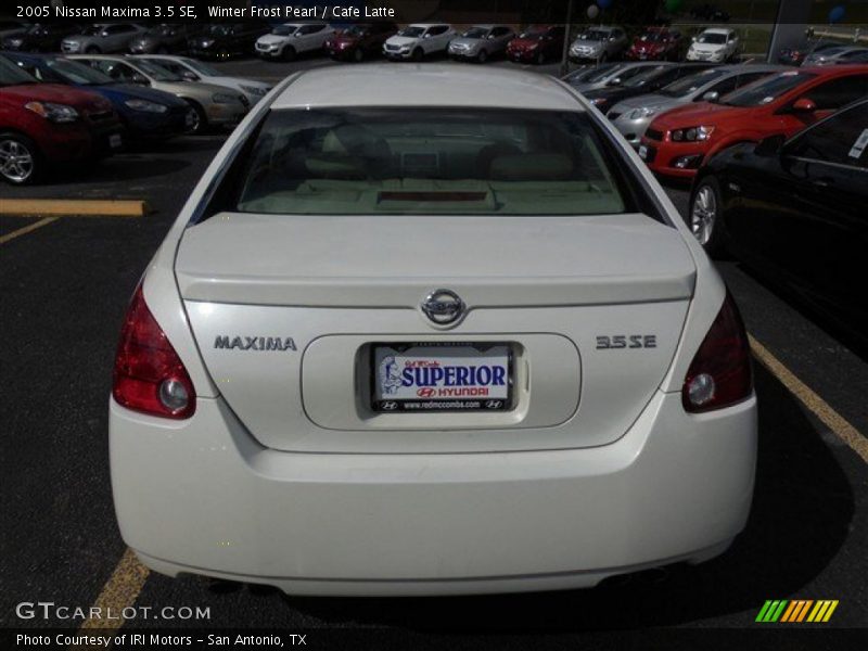 Winter Frost Pearl / Cafe Latte 2005 Nissan Maxima 3.5 SE