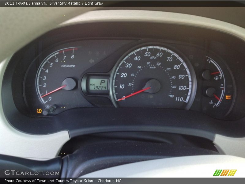 Silver Sky Metallic / Light Gray 2011 Toyota Sienna V6