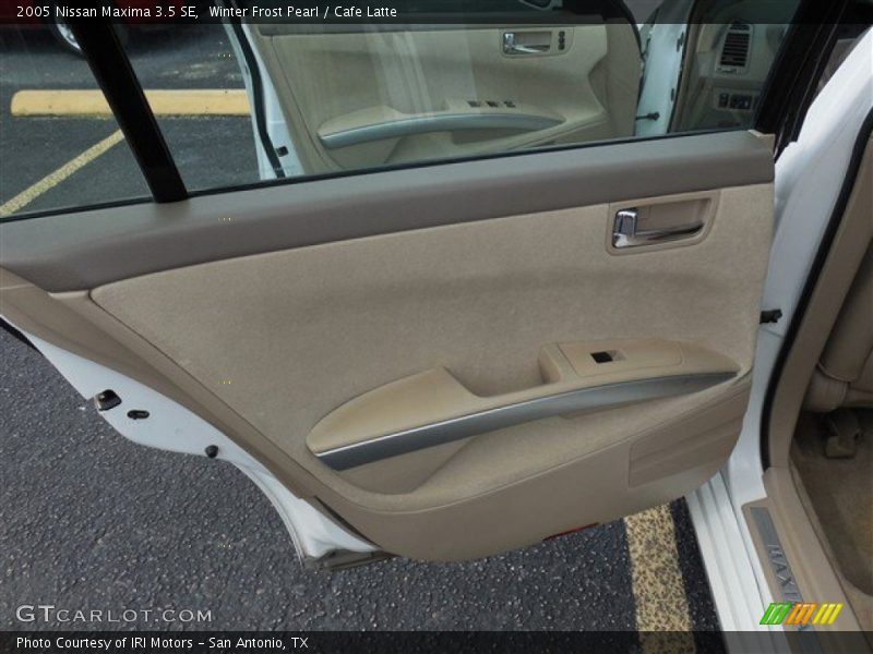 Winter Frost Pearl / Cafe Latte 2005 Nissan Maxima 3.5 SE