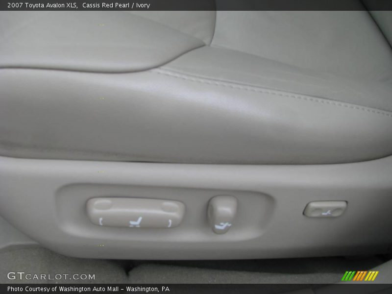 Cassis Red Pearl / Ivory 2007 Toyota Avalon XLS