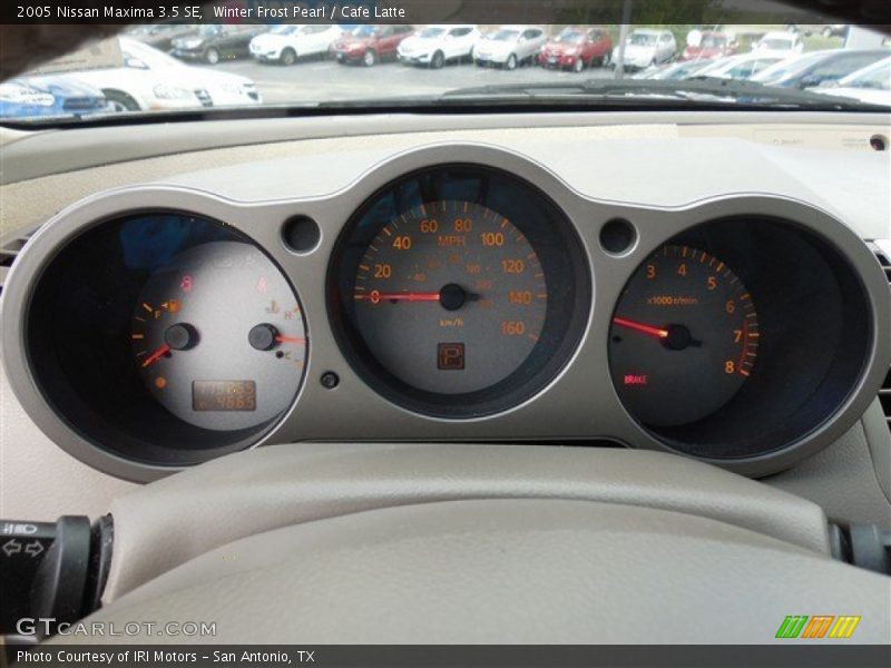 Winter Frost Pearl / Cafe Latte 2005 Nissan Maxima 3.5 SE